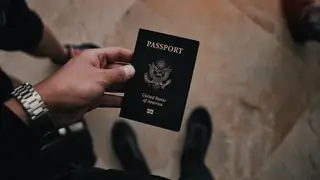 Trump yönetimi, yurt dışında doğan yüzlerce ABD vatandaşının vatandaşlığını iptal etmeye hazırlanıyor