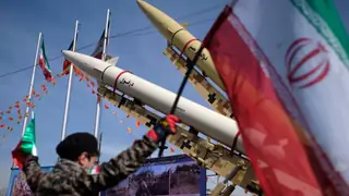İran, 'düşmanca' bir planı engellediğini ve İsfahan protestolarının tutuklusundan birine idam cezası uygulandığını açıkladı