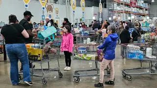Restoranlardan Evlere.. İran Savaşı Amerikalıları Dikkatli Harcamaya Yöneltiyor