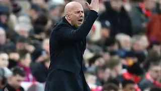 Arne Slot, Liverpool'da yeni bir yıldızın ayrılığına kapı araladı