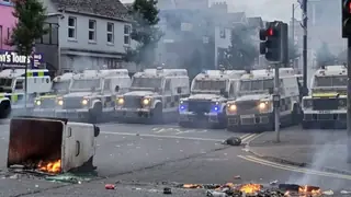 Kuzey İrlanda'da polis merkezine bombalı araçlı saldırı