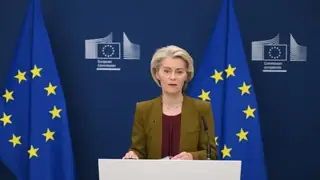 Avrupa Komisyonu: İran'a yaptırımların kaldırılmasından önce köklü bir değişim görmek istiyoruz