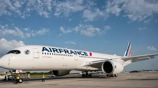 Air France, İsrail uçuşlarını askıya alma süresini uzattı