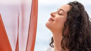 25 Yaş Sonrası Cilt Kolajenini Korumak İçin Akıllı Stratejiler