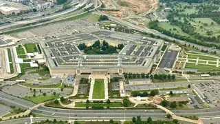 ABD Pentagon'u, IŞİD ile mücadele misyonunu genişletirken Irak'a sağladığı fonu azaltıyor