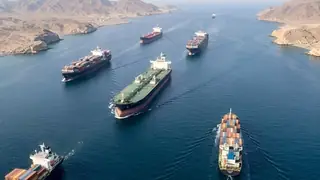 Petrol Bakanlığı Rafine: Yakıt Krizi Yok, Hürmüz Boğazı Yakınındaki Tanker Yükleme İçin Geldi ve Hasar Görmedi