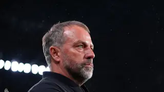 Hansi Flick, Barcelona ile 2028'e Kadar Sözleşme Uzatmayı Kabul Etti