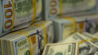 Ekonomi: ABD'nin gelecek hükümete desteği kapsamında Irak'a nakit dolar sevkiyatı ulaştı