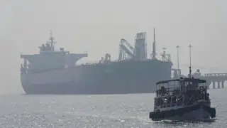 Irak petrolü taşıyan Hint tankerinin hedef alınması Bağdat'ın Hormuz gerilimi endişelerini artırıyor