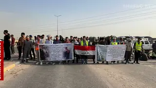 Basra'da FCC projesi çalışanları Güney Rafineri Şirketi'ni protesto ediyor