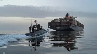 İran medyasından iddia: Güçlerimiz ABD'ye ait askeri deniz araçlarına ateş açtı