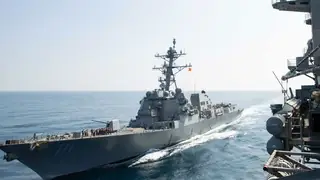 İran: ABD savaş gemilerinin Hürmüz Boğazı'na girişi 'sert uyarı' ile engellendi