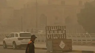 Irak'ta toz fırtınası: Binin üzerinde kişi hastanelik oldu