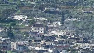 İsrail ordusu: Ateşkes öncesi düzenlenen hava saldırılarında Hizbullah'ın Bint Cübeyl sorumlusu öldürüldü
