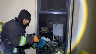 Kerkük'teki Azadi Hastanesi'nde çıkan yangın can kaybı olmadan atlatıldı; soruşturma başlatıldı