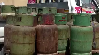 Petrol Şirketi, Seyyar Satıcılara Her Seferde 10 Adet Tüp Gaz Tahsis Ediyor - Yakıt Kartı Olmadan