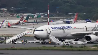 Türk Hava Yolları uçağında iniş sırasında yangın çıktı