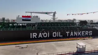 Irak petrolü taşıyan dev tanker Hürmüz Boğazı'ndan geçti
