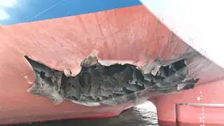 Güney Kore, Hürmüz’de saldırıya uğrayan gemiyi inceliyor