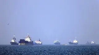Irak petrol tankerı İran koordinasyonuyla Hürmüz Boğazı'nı geçti