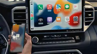 Apple CarPlay'e Üçüncü Uygulama Sırası ve Yeni Arayüz Geliyor