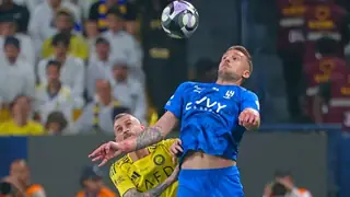 Al-Hilal, Suudi Lig derbisinde Al-Nassr'dan son dakika golüyle çaldığı beraberlikle puanını 80'e yükseltti
