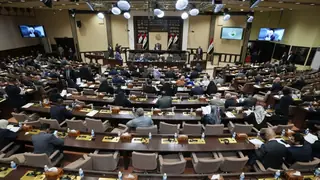 Irak Parlamentosu Oturumunu Gelecek Çarşamba Gününe Erteledi